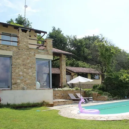 Piscina E Relax Nelle Langhe Gaia Villa *