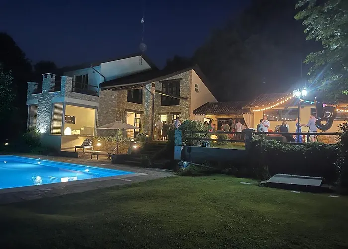 Piscina E Relax Nelle Langhe Gaia * Sanfre
